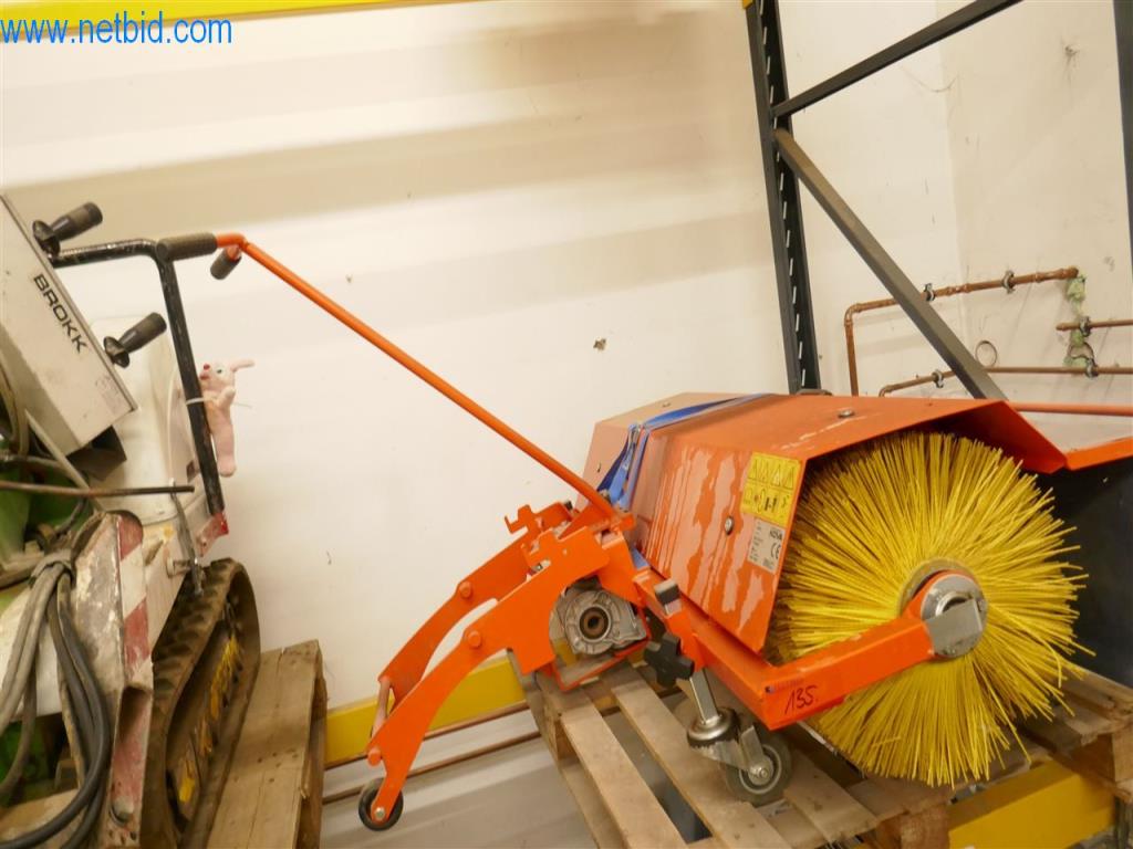 Used Kova LH1200 Sweeper attachment for Sale (Auction Premium) | NetBid Slovenija