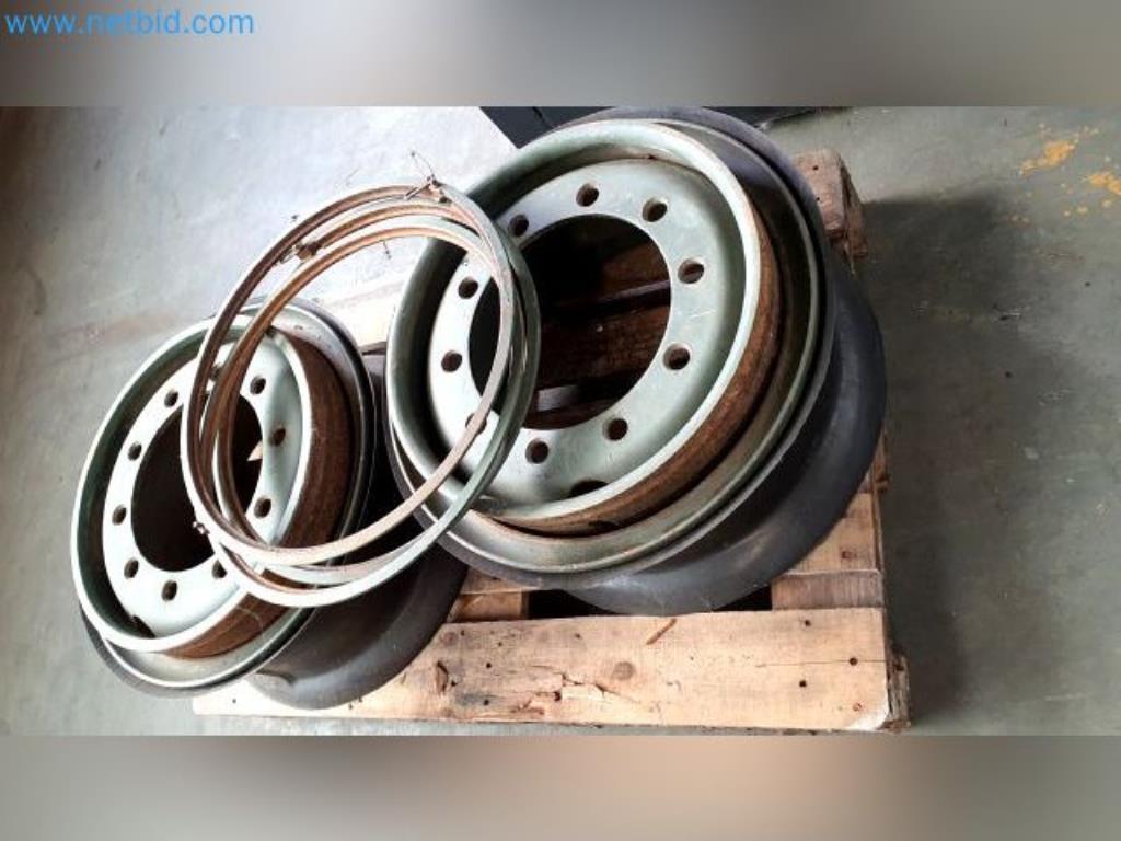 Used 2 Truck rims for Sale (Auction Premium) | NetBid Industrial Auctions