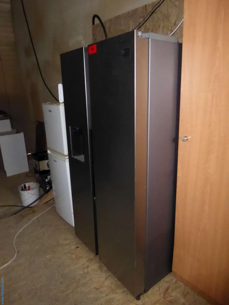 Used Samsung R56GN83225L Side-by-side refrigerator for Sale (Auction Premium) | NetBid Industrial Auctions