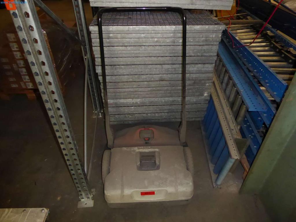Used Stihl KGA770 Battery-powered floor sweeper for Sale (Auction Premium) | NetBid Industrial Auctions