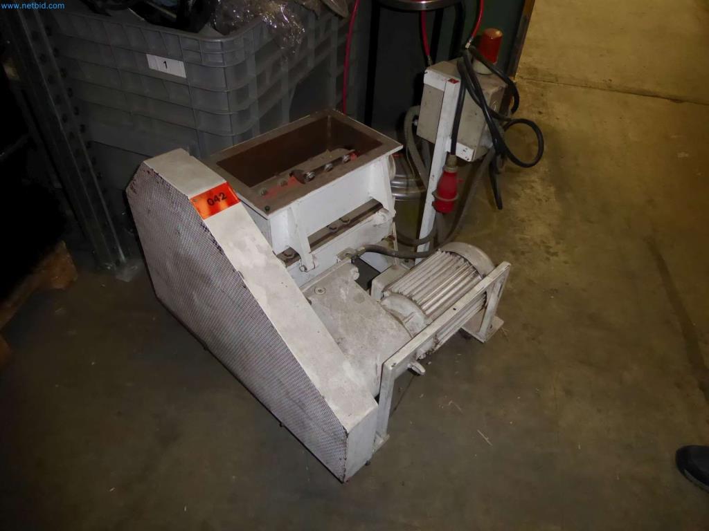 Used Plastic grinder for Sale (Auction Premium) | NetBid Industrial Auctions