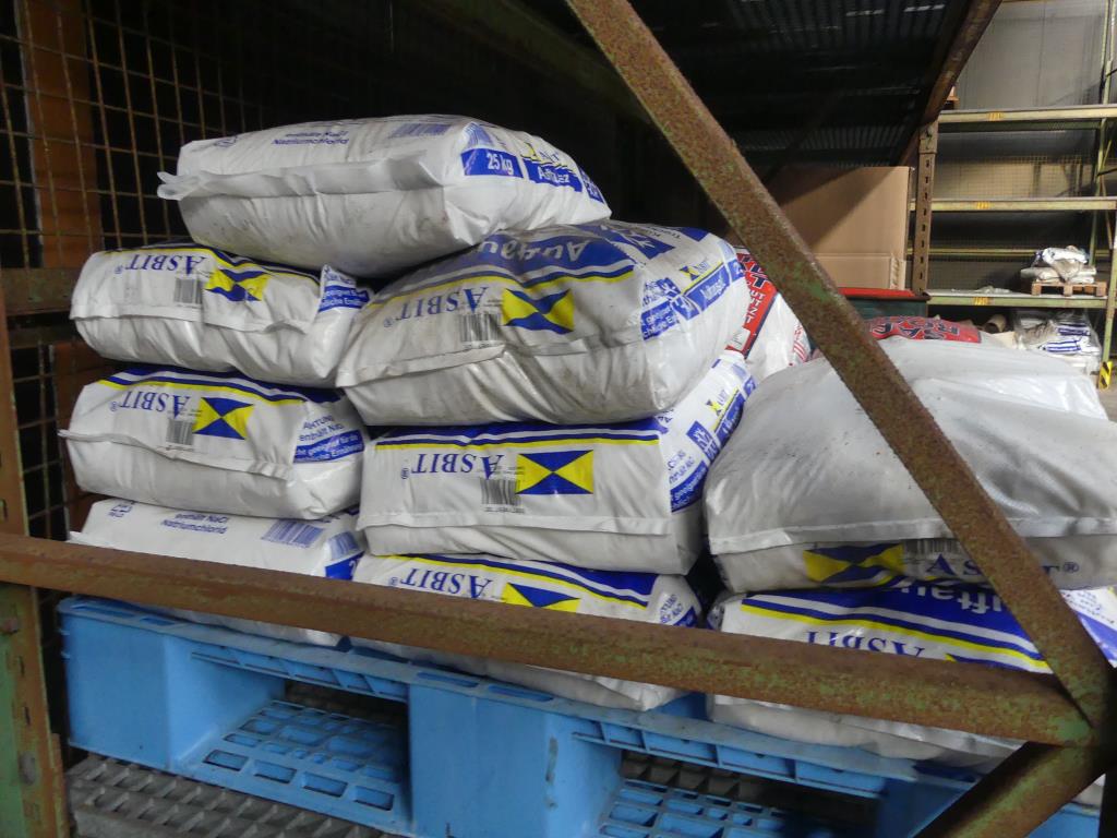 Used 18 Stk De-icing salt for Sale (Trading Premium) | NetBid Slovenija