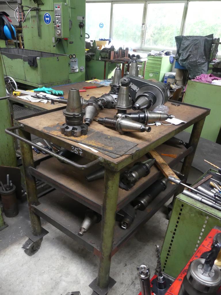 Used Trolley with machine tools for Sale (Auction Premium) | NetBid Slovenija