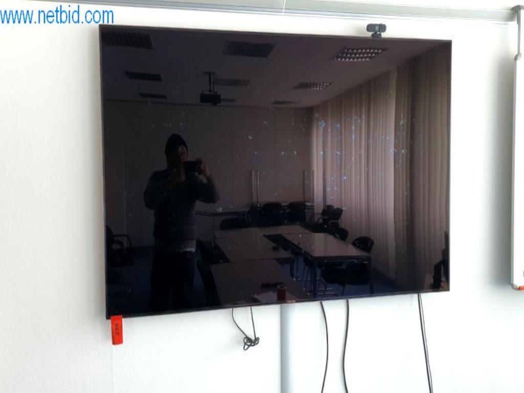 Used 65" flat screen TV for Sale (Auction Premium) | NetBid Industrial Auctions