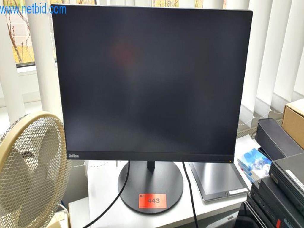 Used Lenovo 6 24" monitors for Sale (Auction Premium) | NetBid Industrial Auctions
