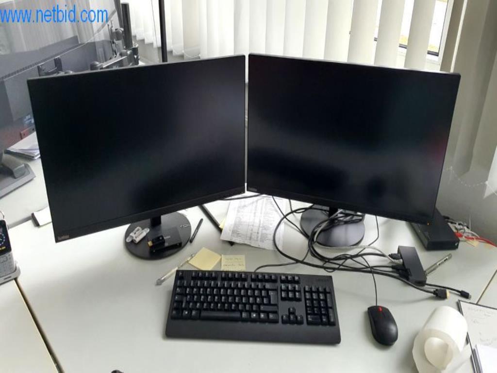 Used Lenovo ThinkCentre 6 27" monitors for Sale (Auction Premium) | NetBid Industrial Auctions