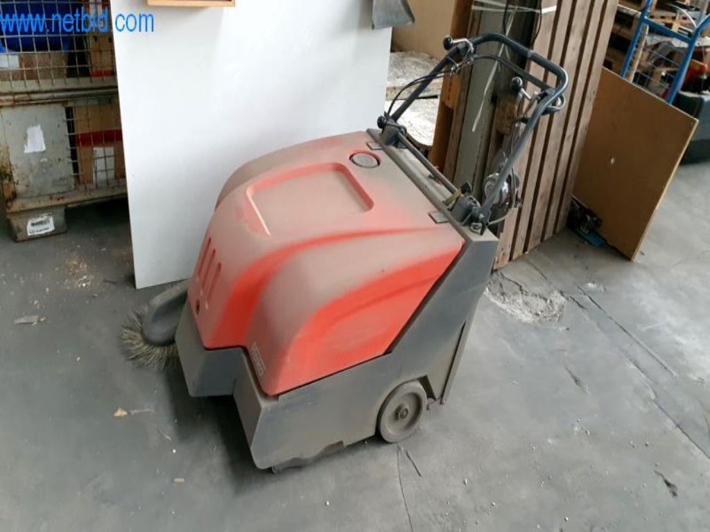 Used Hako Sweepmaster B800 Hand-operated hall sweeper (release 01.08.2024) for Sale (Auction Premium) | NetBid Industrial Auctions