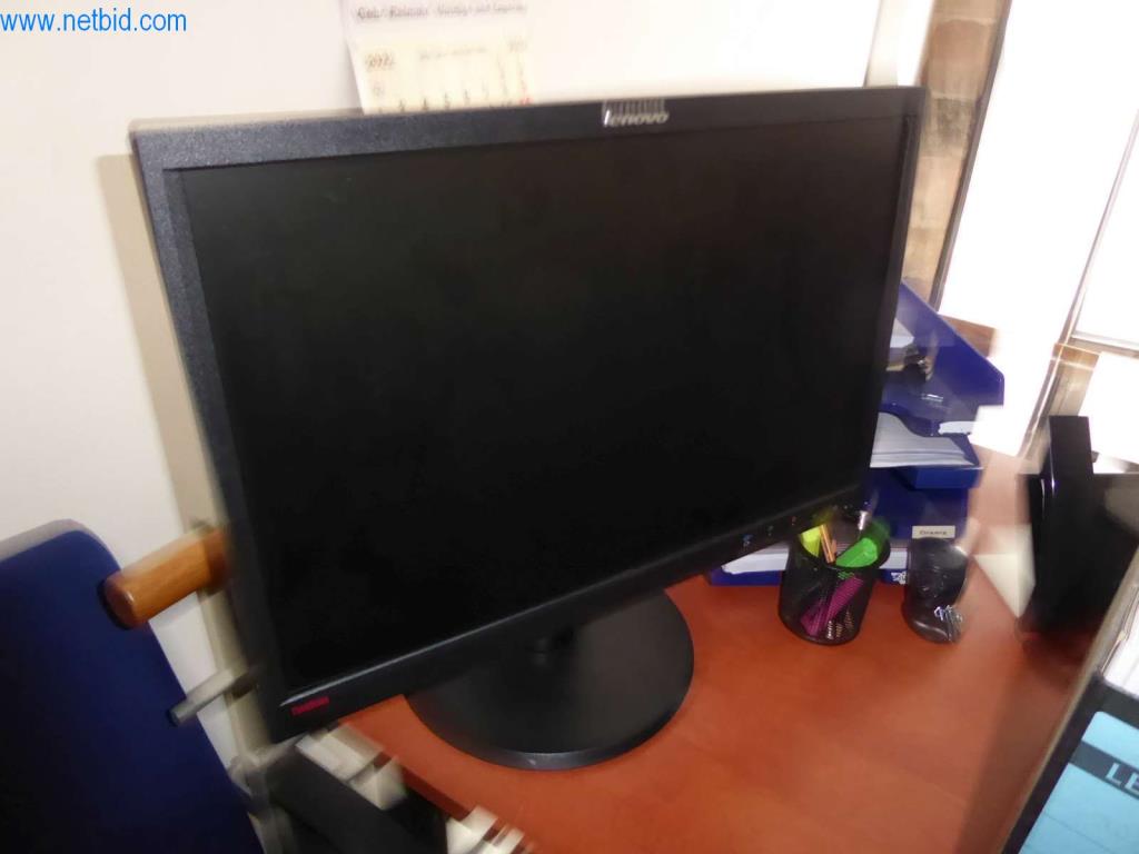 Used Lenovo 21" monitor for Sale (Auction Premium) | NetBid Industrial Auctions