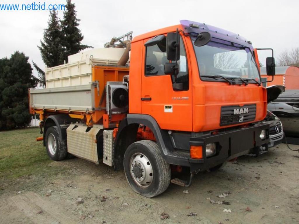 MAN LE 14.280 Truck / sewer cleaner