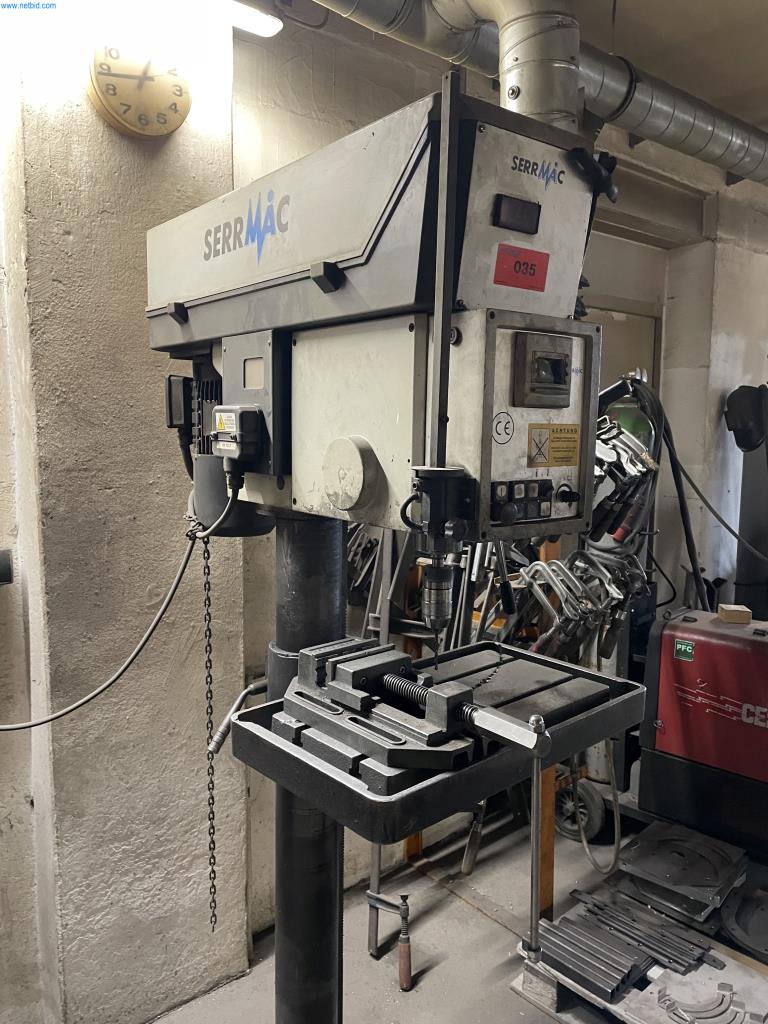 Used Serrmac R 32 Column drilling machine for Sale (Auction Premium) | NetBid Industrial Auctions