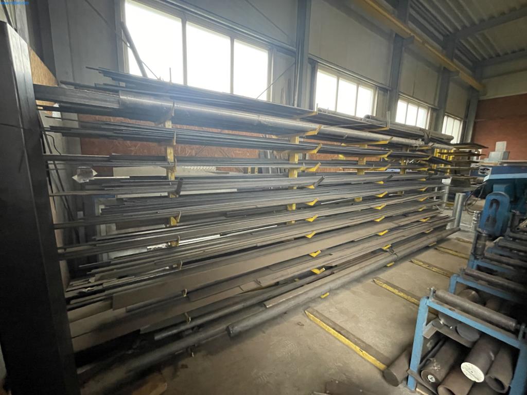 Used 1 Posten Cantilever rack for Sale (Auction Premium) | NetBid Industrial Auctions