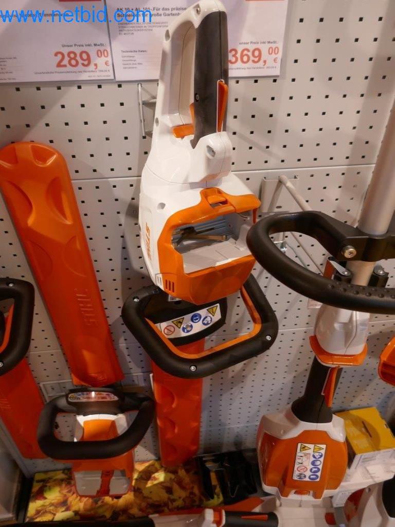 Used Stihl HSA 60.1 Set Cordless hedge trimmer for Sale (Trading Premium) | NetBid Industrial Auctions