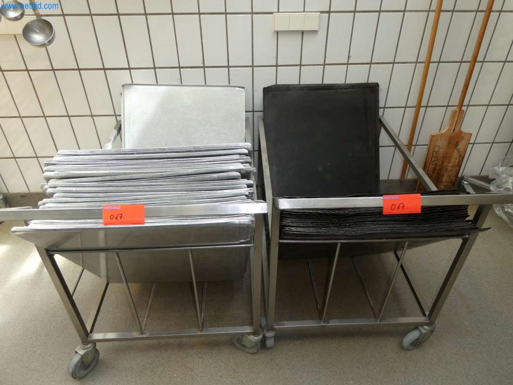 Used 2 Stainless steel transport racks for Sale (Auction Premium) | NetBid Industrial Auctions