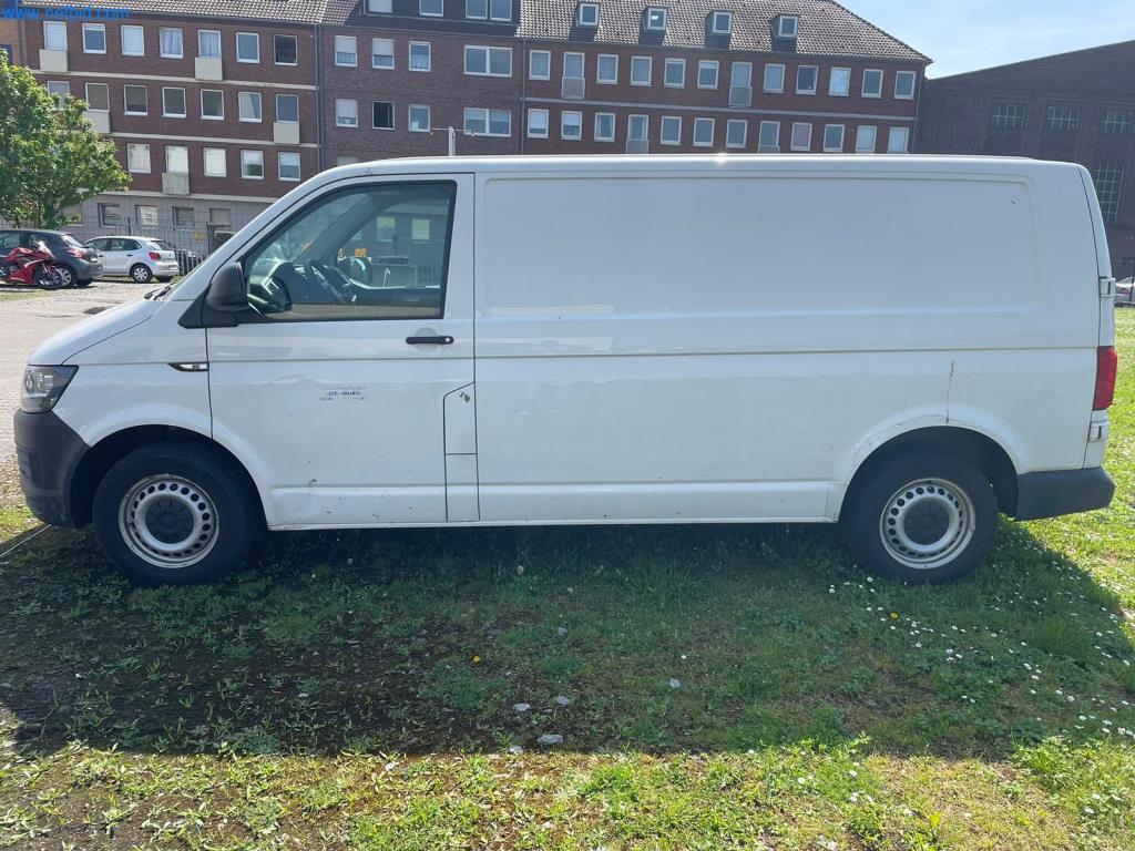 Used Volkswagen Transporter Transporter (surcharge subject to change) for Sale (Auction Premium) | NetBid Industrial Auctions