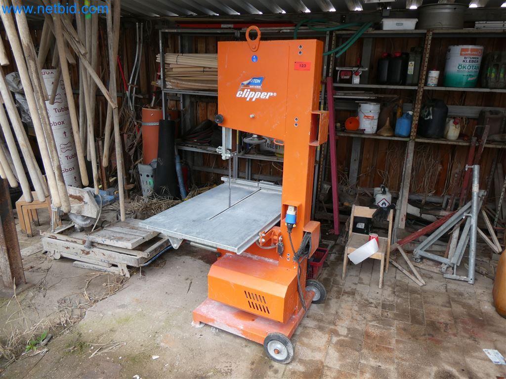 Used Saint Gobain CB511 Brick band saw for Sale (Auction Premium) | NetBid Industrial Auctions