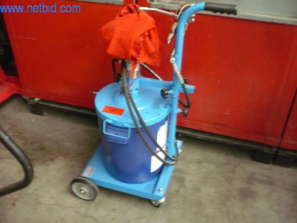 Used Rapid ÖAM60/2 Mobile grease gun for Sale (Auction Premium) | NetBid Industrial Auctions