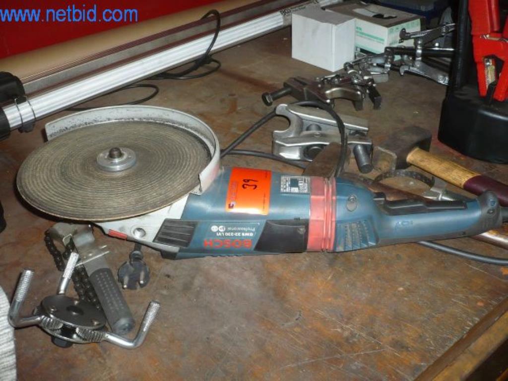 Used Bosch GWS22-230LVI Professional Two-hand angle grinder for Sale (Auction Premium) | NetBid Industrial Auctions