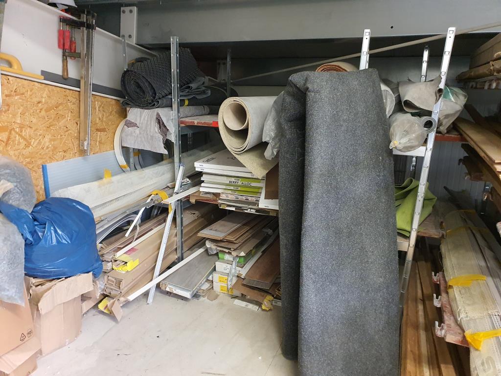 Used 1 Posten Vinyl/parquet/laminate boards for Sale (Auction Premium) | NetBid Industrial Auctions