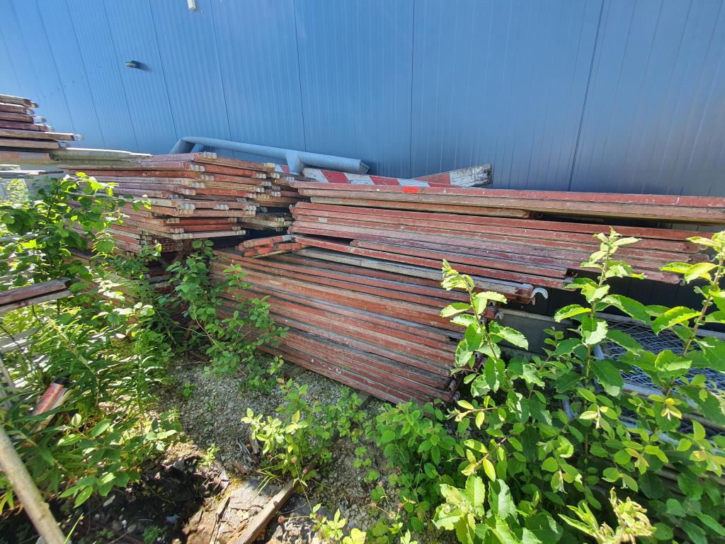 Used 1 Posten Scaffolding planks for Sale (Auction Premium) | NetBid Industrial Auctions