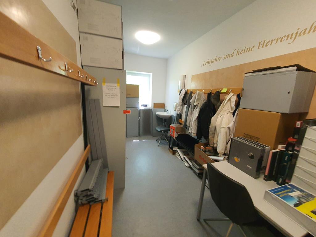 Used Quipo 3 Changing room lockers for Sale (Auction Premium) | NetBid Industrial Auctions