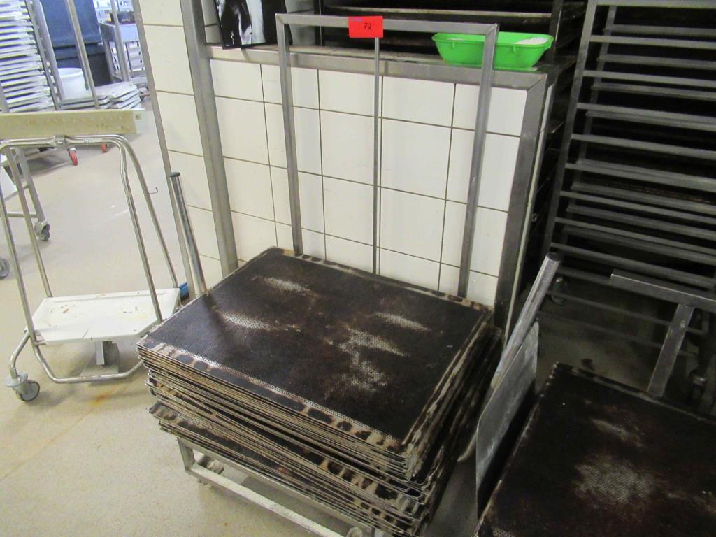 Used 1 Posten Baking trays (surcharge subject to change) for Sale (Auction Premium) | NetBid Industrial Auctions