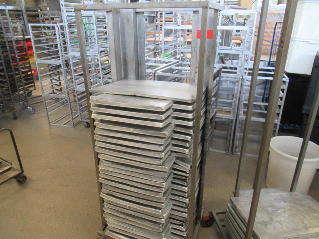 Used 2 Transport racks (surcharge subject to change) for Sale (Auction Premium) | NetBid Industrial Auctions