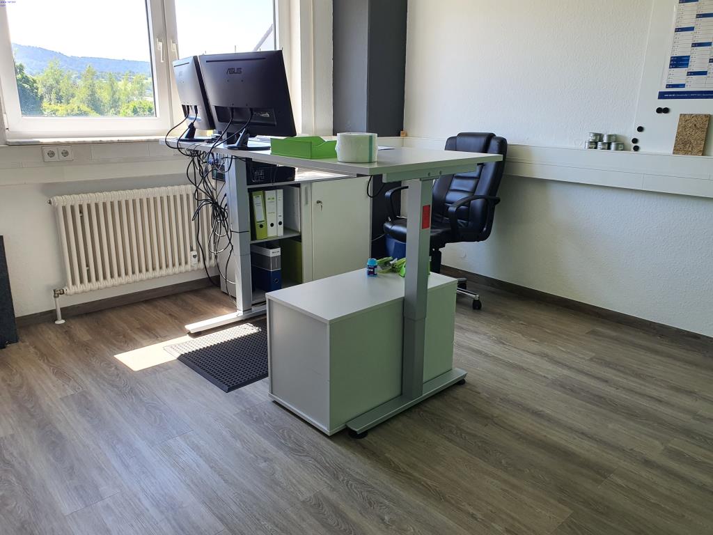 Used 1 Posten Office furniture for Sale (Auction Premium) | NetBid Industrial Auctions