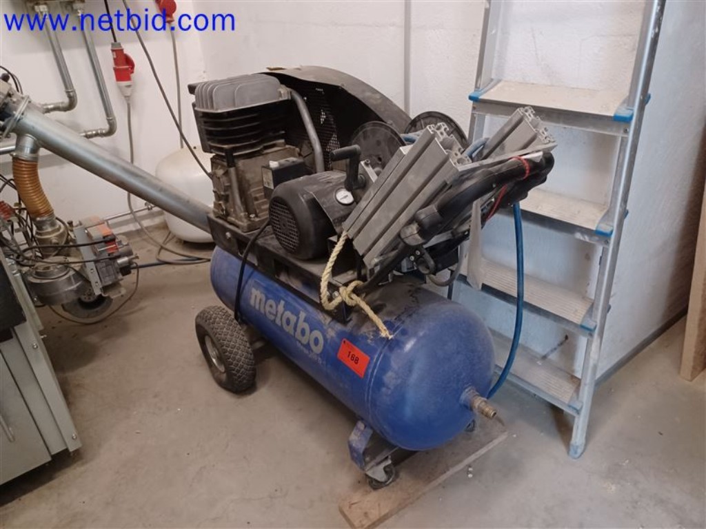 Used Elektra Beckum Mega 700 D Piston compressor for Sale (Auction Premium) | NetBid Industrial Auctions