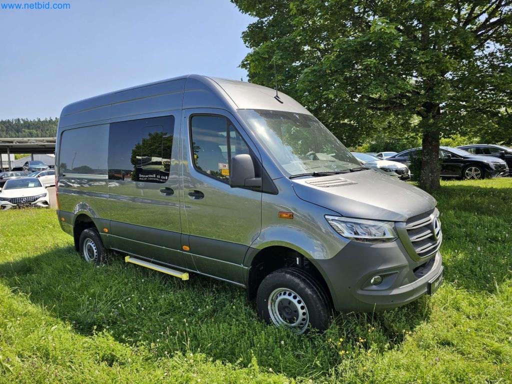 Used Mercedes- Benz Sprinter 319 CDi 4x4 Transporter (surcharge subject to change) for Sale (Trading Premium) | NetBid Industrial Auctions