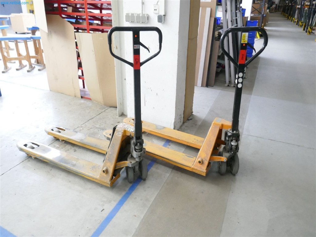 Used Pallet truck for Sale (Auction Premium) | NetBid Industrial Auctions