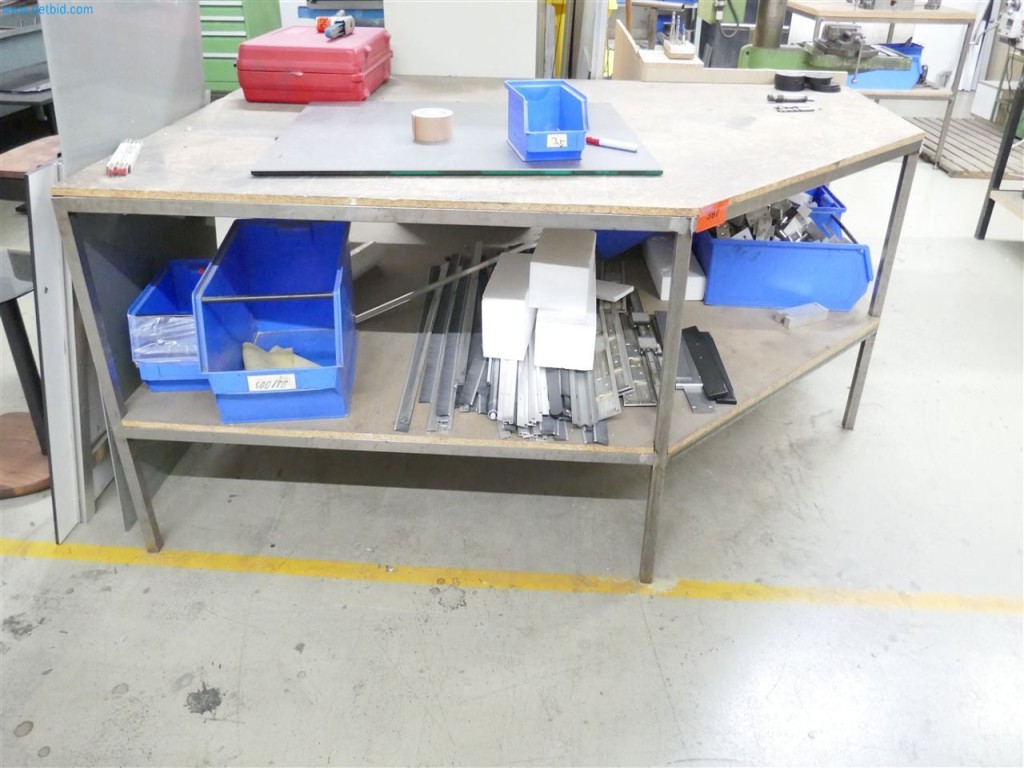 Used Work table for Sale (Auction Premium) | NetBid Industrial Auctions