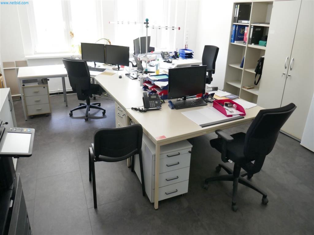 Used Office furnishings for Sale (Trading Premium) | NetBid Industrial Auctions