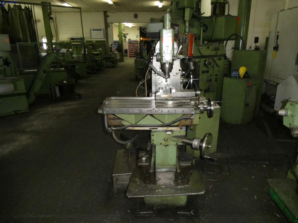 Used Avia FOP Universal milling machine for Sale (Auction Premium) | NetBid Industrial Auctions