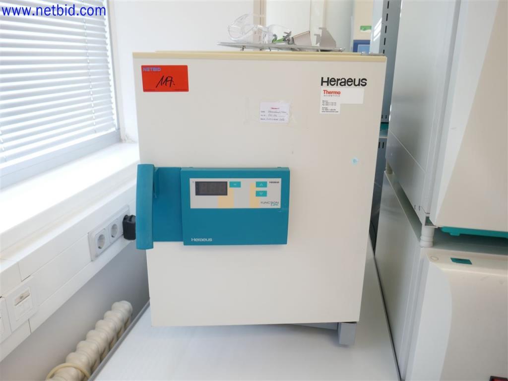 Used Heraeus UT 6 Drying cabinet for Sale (Auction Premium) | NetBid Industrial Auctions