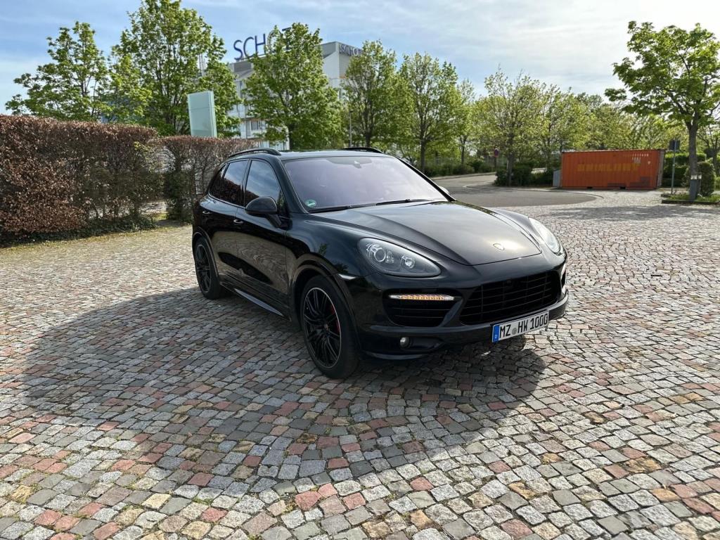 Porsche Cayenne GTS Typ 92 A V 8-Saugmotor SUV (Zuschlag unter Vorbehalt) kupisz używany(ą) (Auction Premium) | NetBid Polska