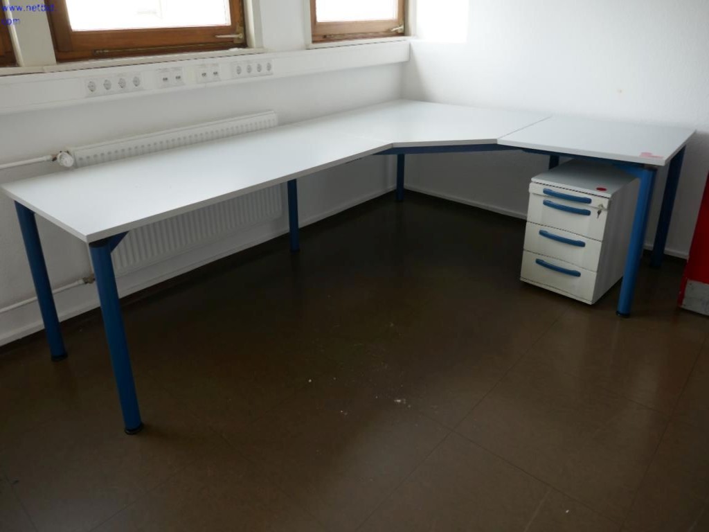 Bureau/hoekcombinaties (De prijs is onder voorbehoud)