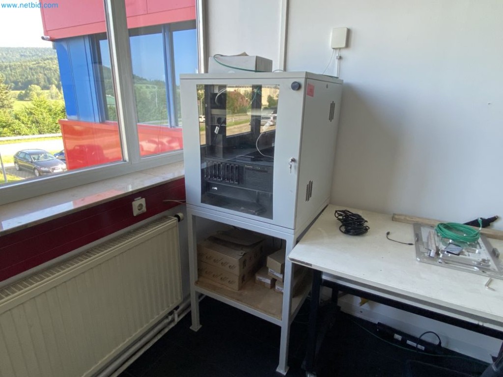 Used Server cabinet for Sale (Auction Premium) | NetBid Industrial Auctions