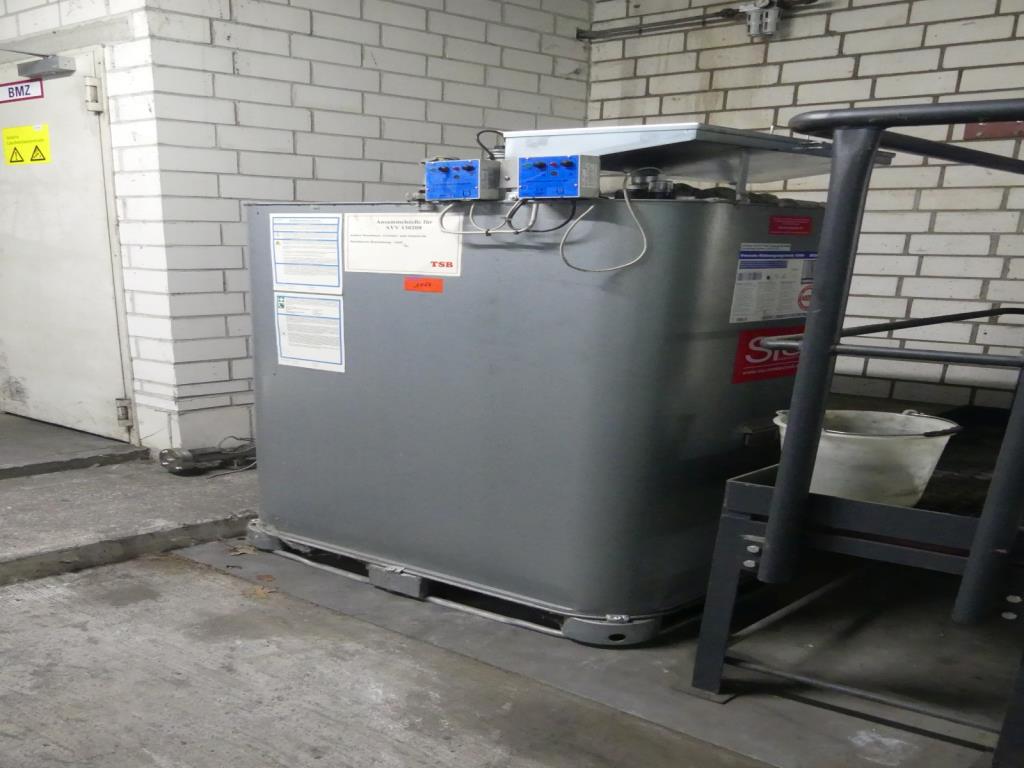 Used Schütz Waste oil container for Sale (Auction Premium) | NetBid Industrial Auctions