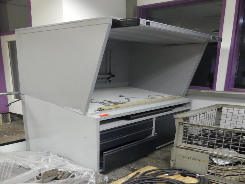 Just Normlichtschrank gebraucht kaufen (Auction Premium) | NetBid Industrie-Auktionen