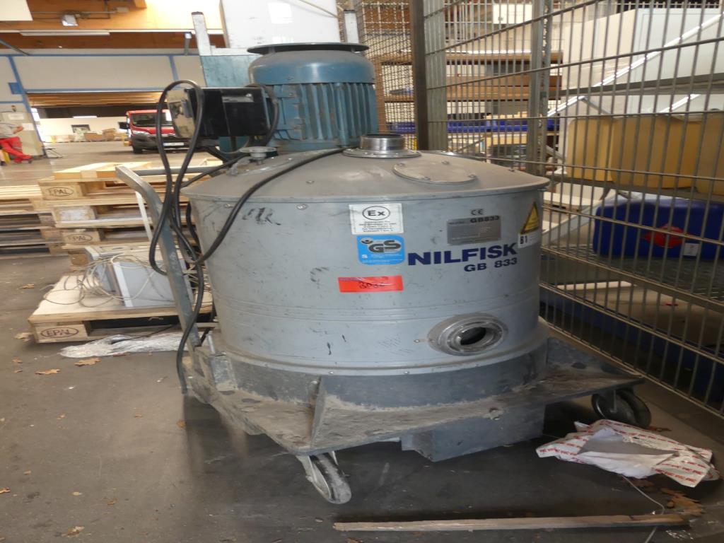 Used Nilfisk GB833 Industrial dust clean for Sale (Auction Premium) | NetBid Industrial Auctions