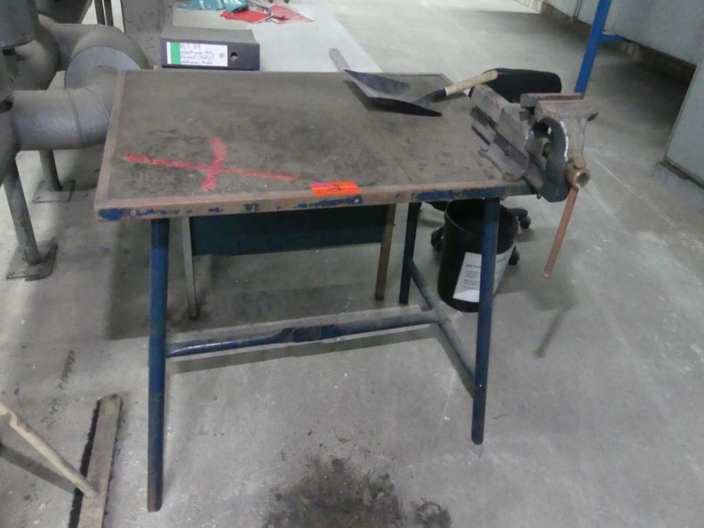 Used Folding workbench for Sale (Auction Premium) | NetBid Industrial Auctions