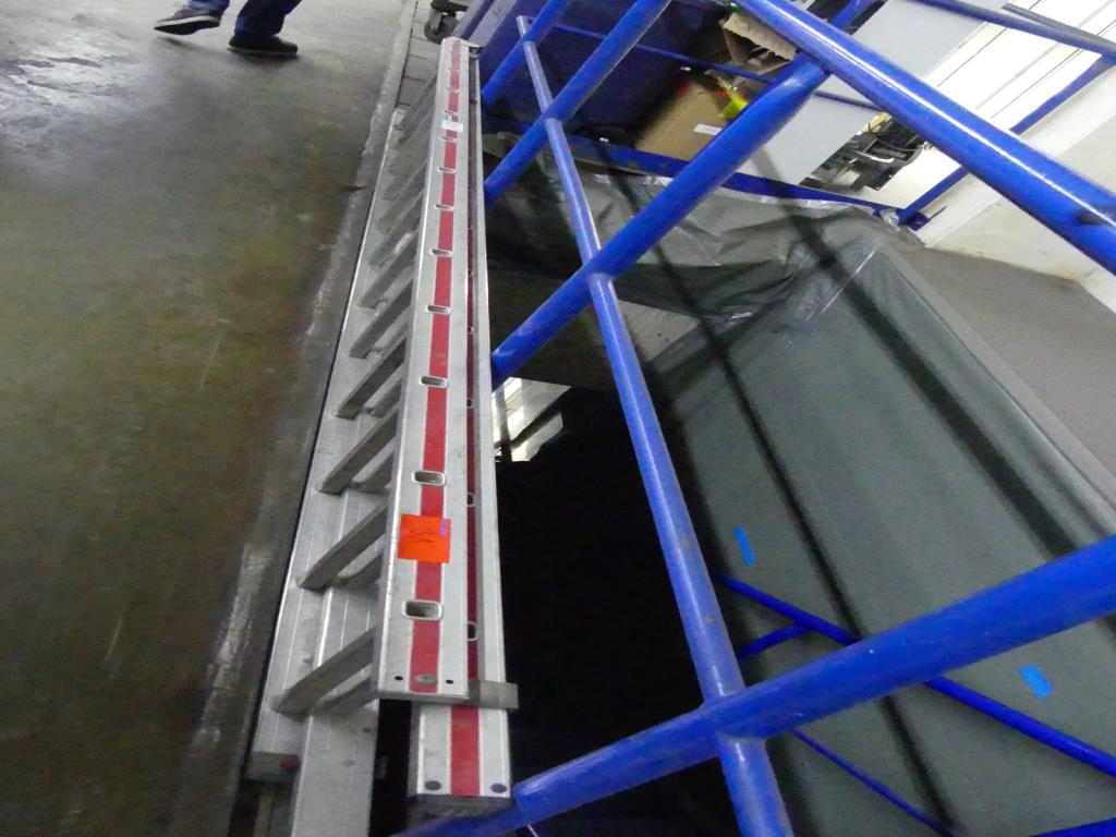 Used Extension ladder for Sale (Auction Premium) | NetBid Industrial Auctions