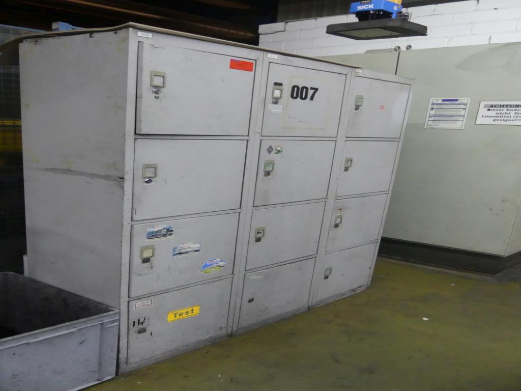 Used 3 Locker for Sale (Auction Premium) | NetBid Industrial Auctions