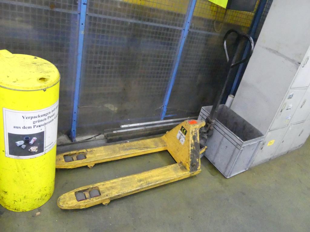 Used Pallet truck for Sale (Auction Premium) | NetBid Industrial Auctions