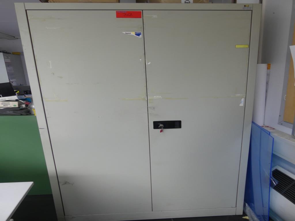 Used Steel hinged door cabinet for Sale (Auction Premium) | NetBid Industrial Auctions