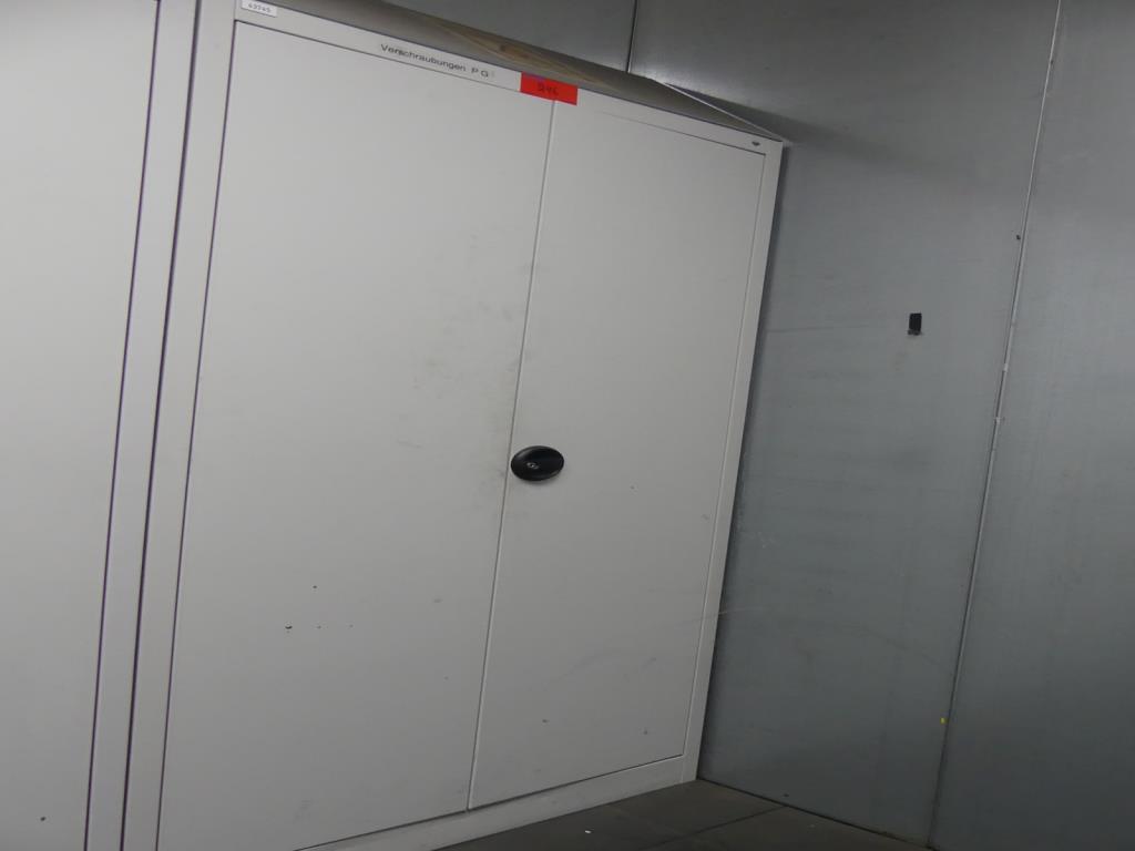 Used Steel hinged door cabinet for Sale (Auction Premium) | NetBid Industrial Auctions