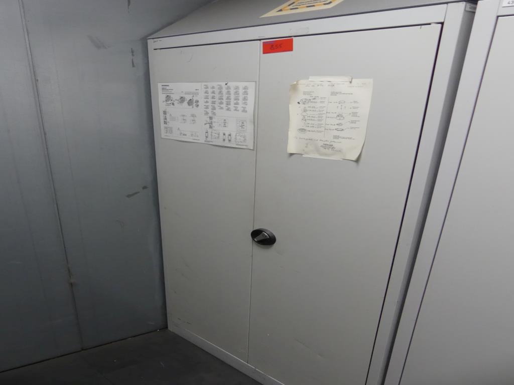 Used Steel hinged door cabinet for Sale (Auction Premium) | NetBid Industrial Auctions