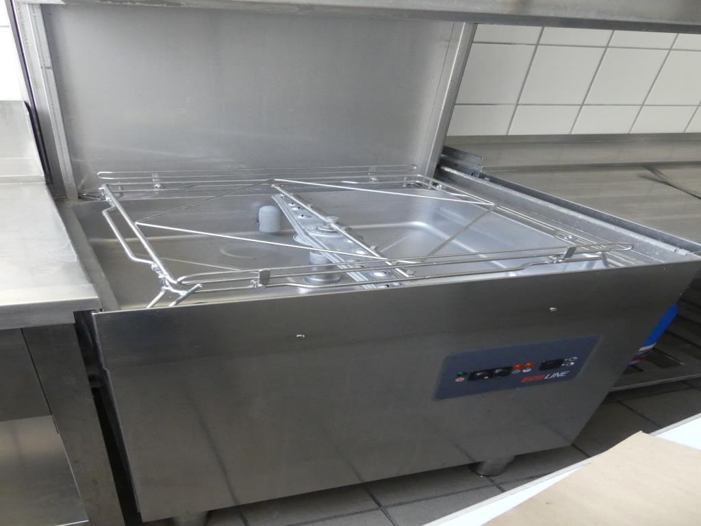 Used Hood-type dishwasher for Sale (Auction Premium) | NetBid Industrial Auctions