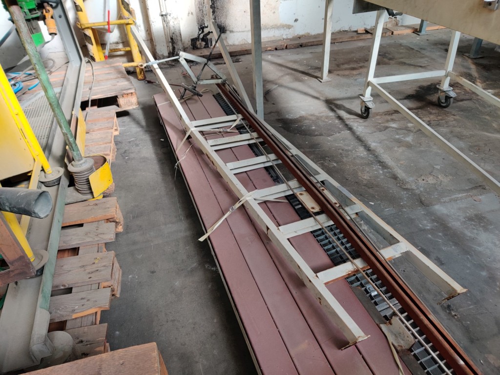 Used 4 Stk. Steel girder for Sale (Auction Premium) | NetBid Industrial Auctions