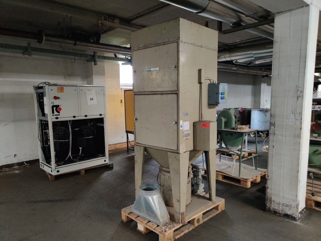 Used DCE UMA 152 G5 Dust separator for Sale (Auction Premium) | NetBid Industrial Auctions